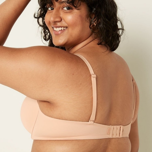 New PINK bra size 38C - Picture 9 of 14